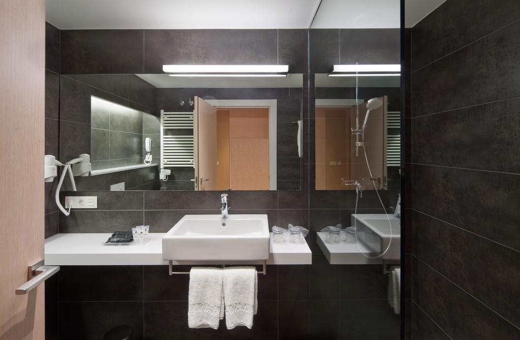 Sercotel Hola Tafalla Room photo